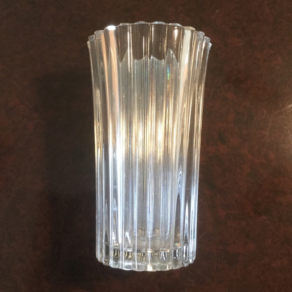 BEAUTIFUL EXTRA LARGE THICK HEAVY RIBBED GLASS VASE